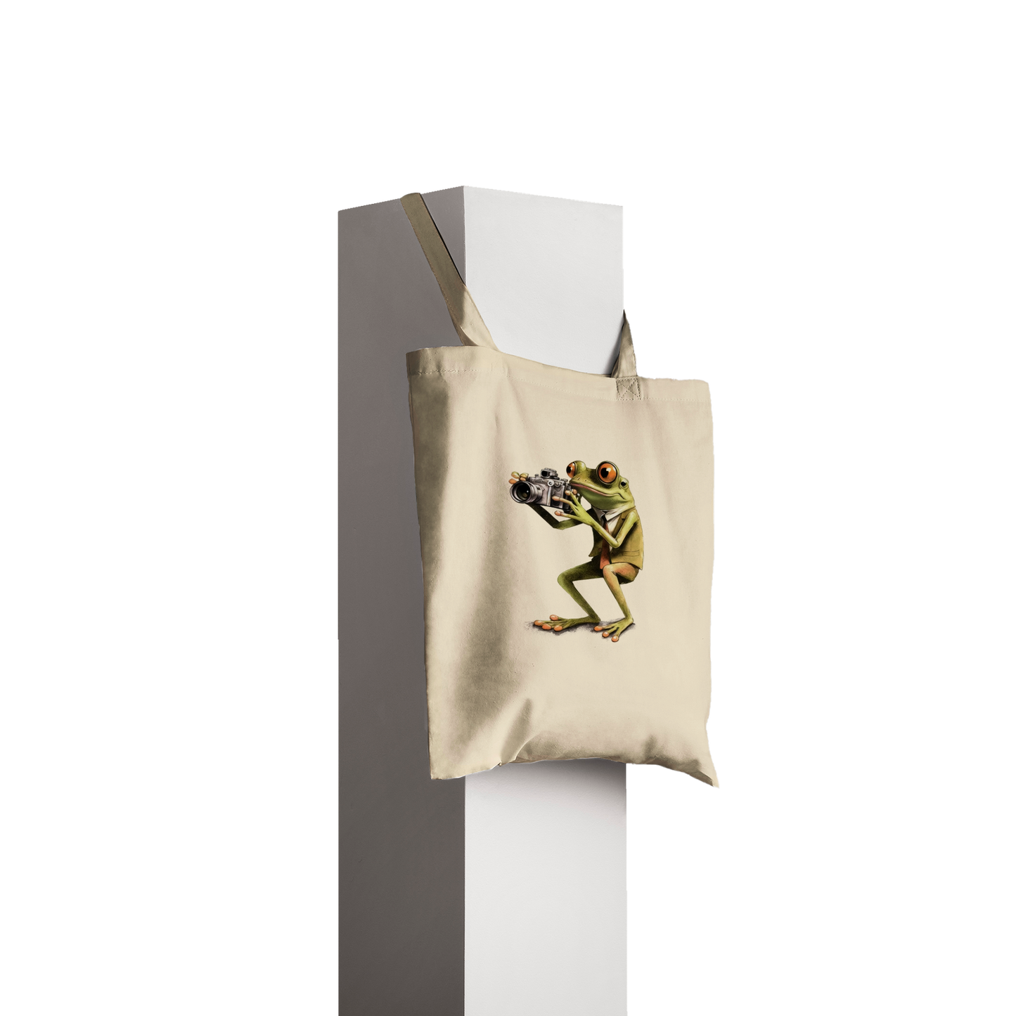 Frog Taking Photos Classic Tote Bag