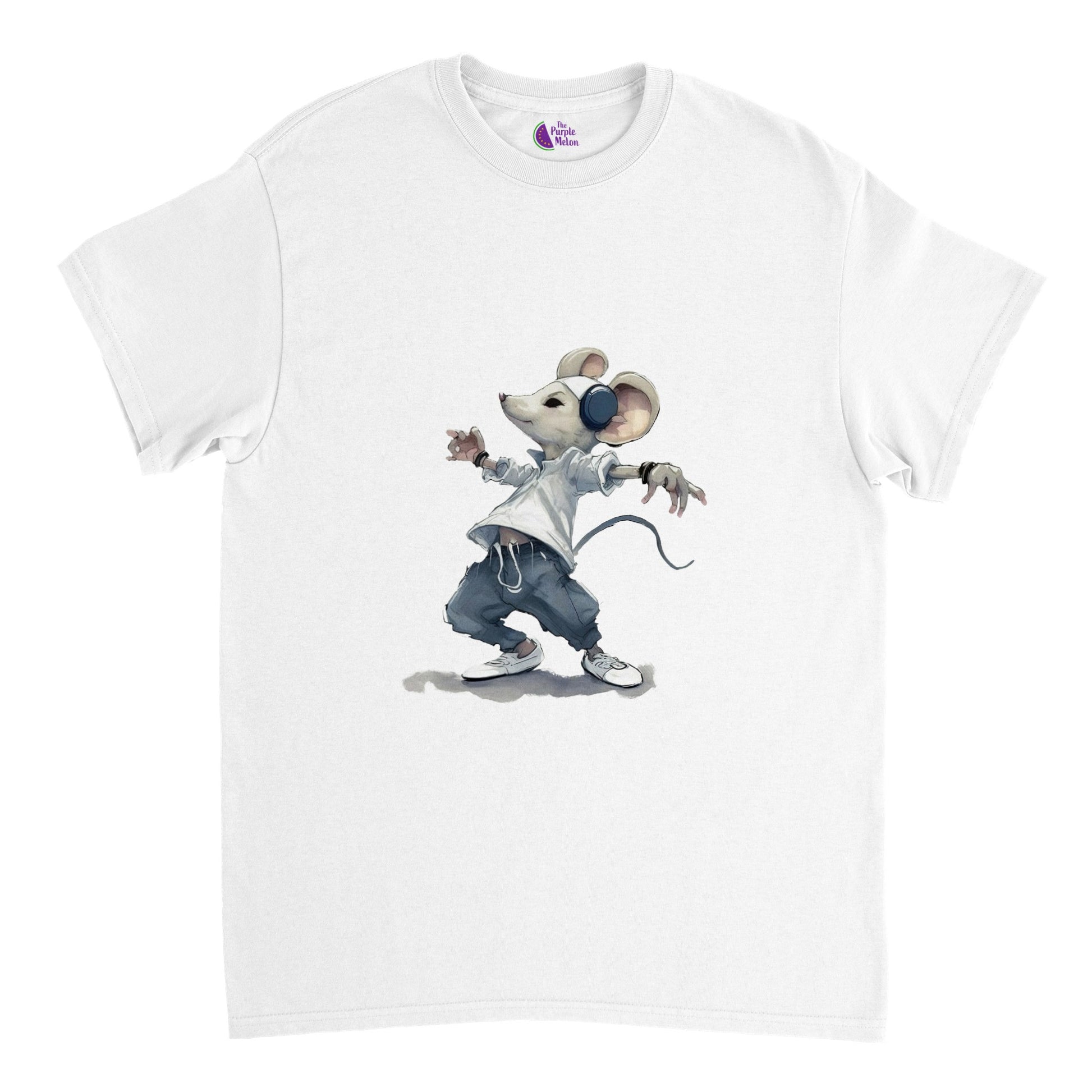 White t-shirt with a hip hop mouse print
